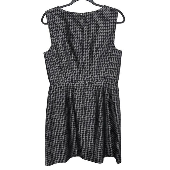 Banana Republic gray and black silk blend Houndstooth sheath dress with pockets - Picture 1 of 10